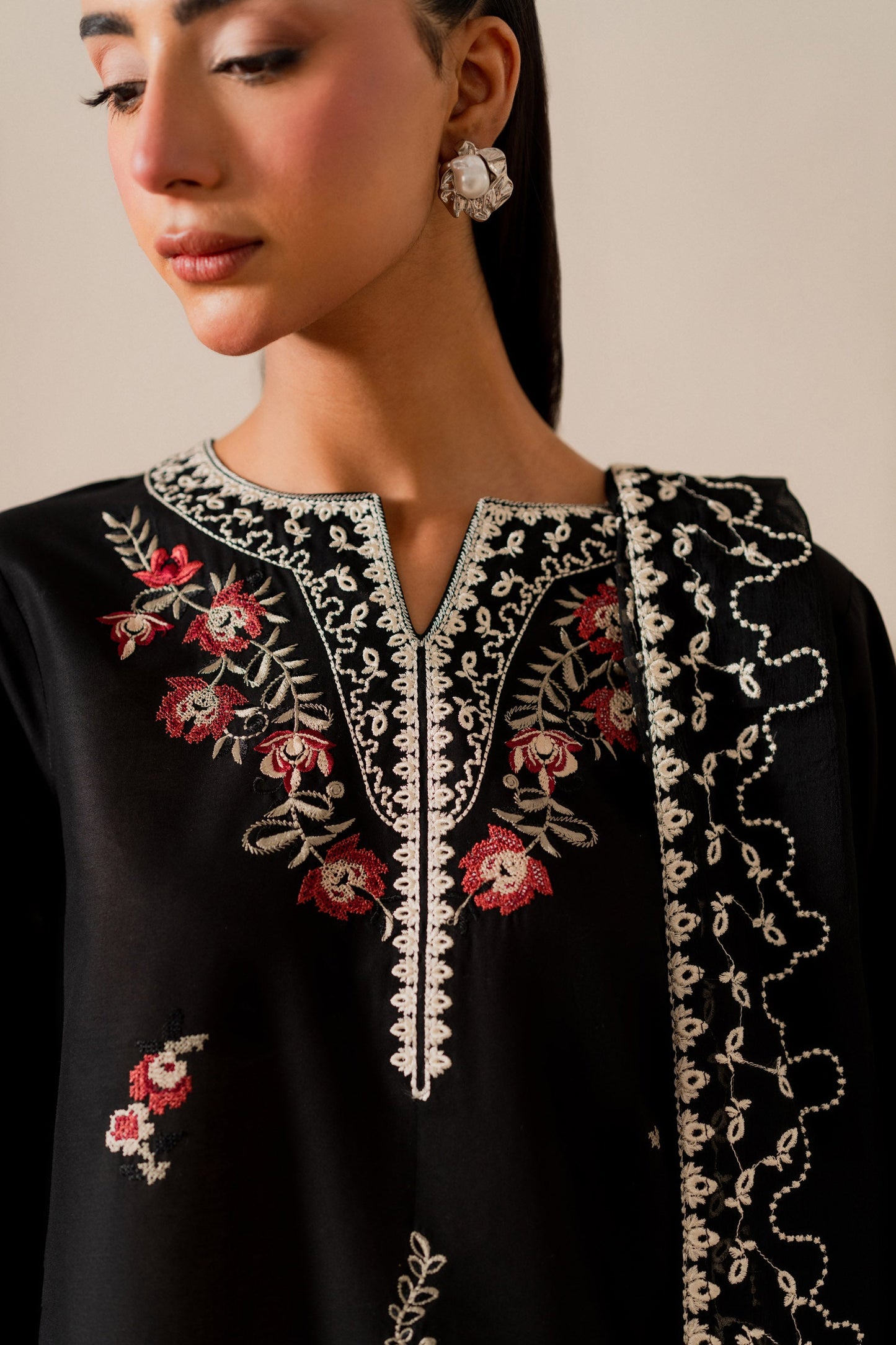 Sitara - 3pc - Black - Noura Retail