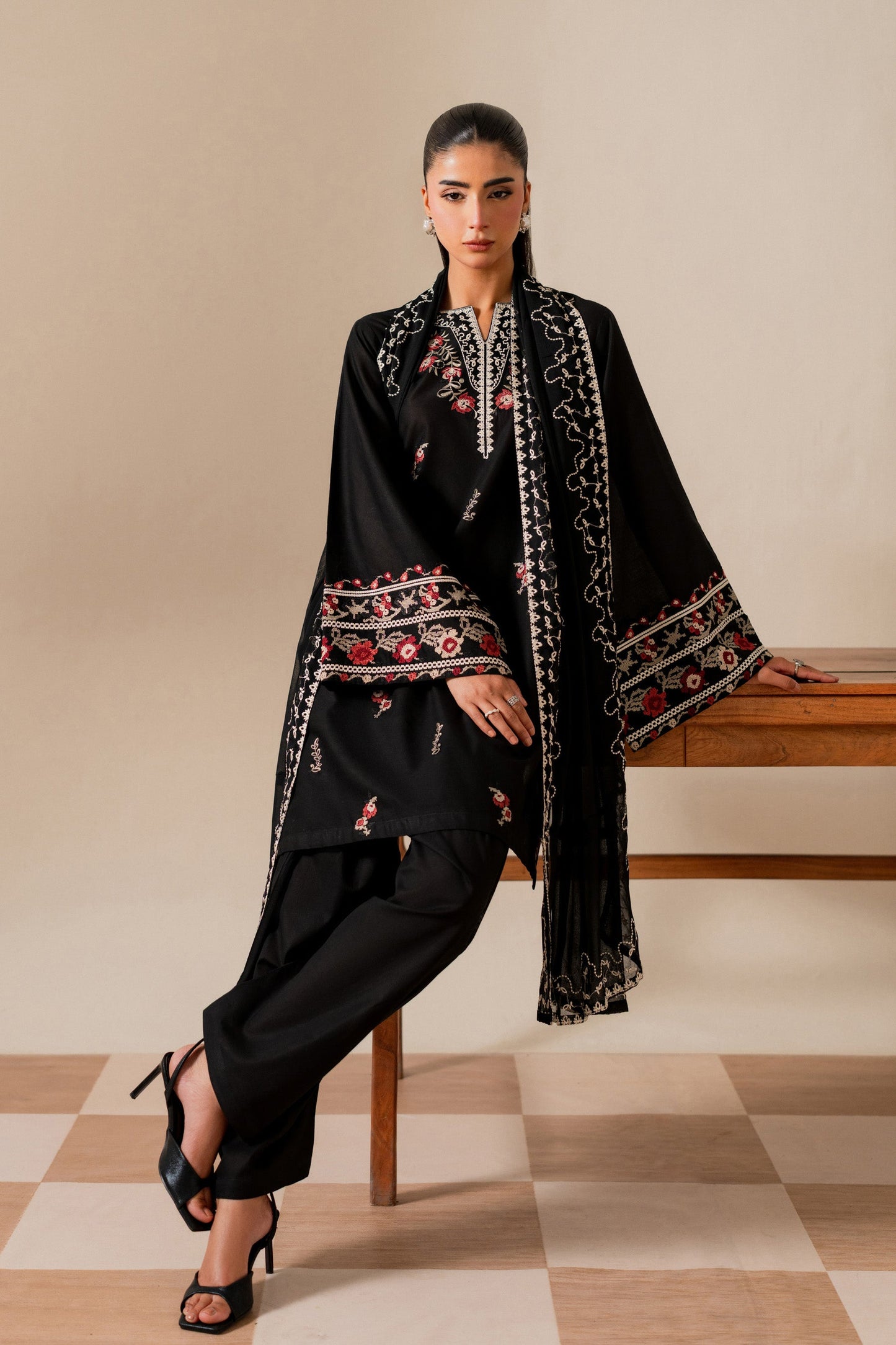 Sitara - 3pc - Black - Noura Retail