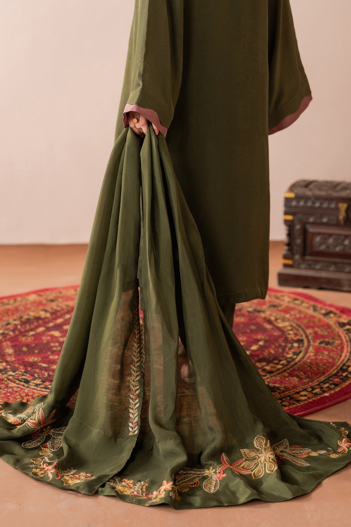 Raya - 3pc